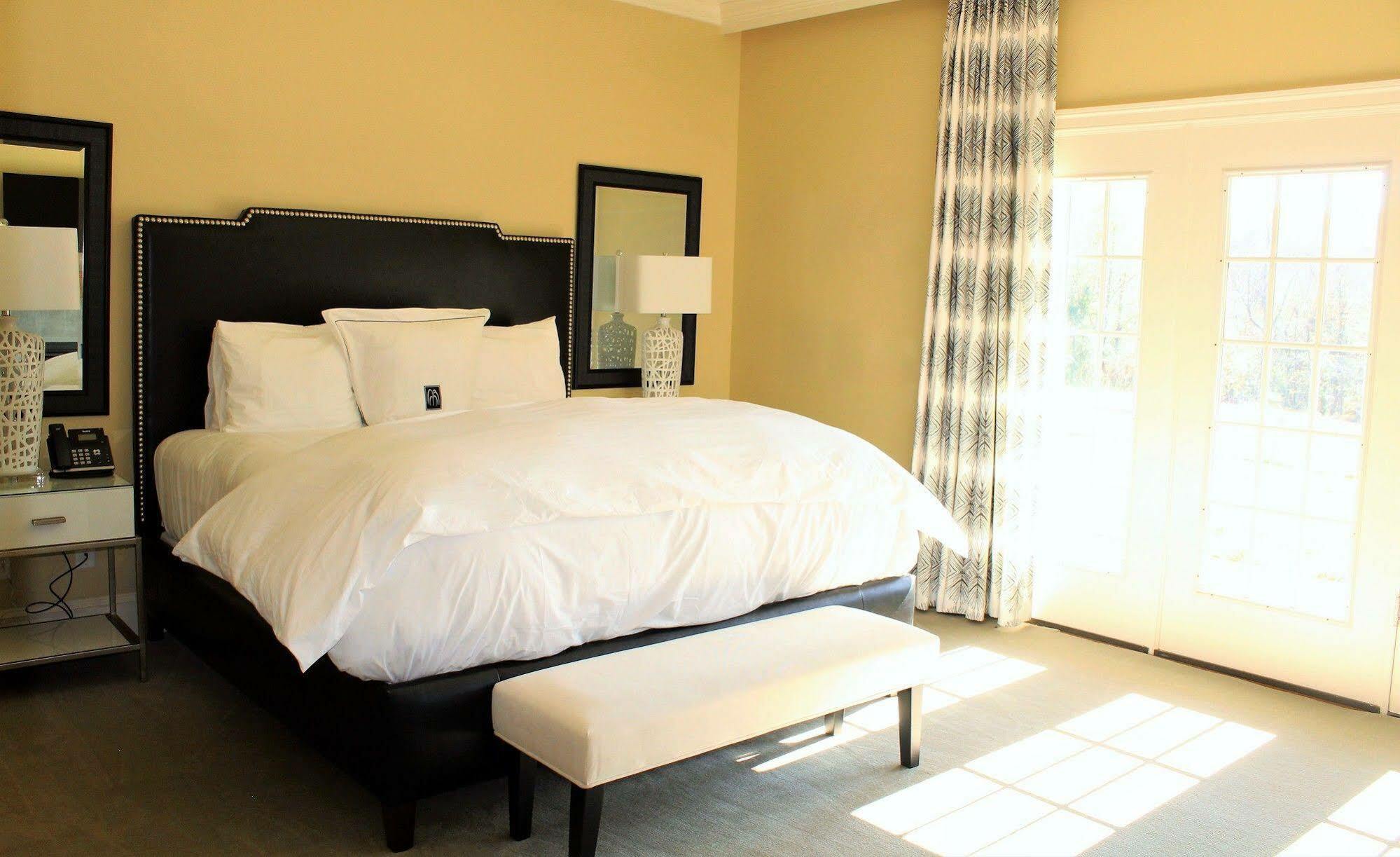 The Inn At Willow Grove Orange Exterior foto
